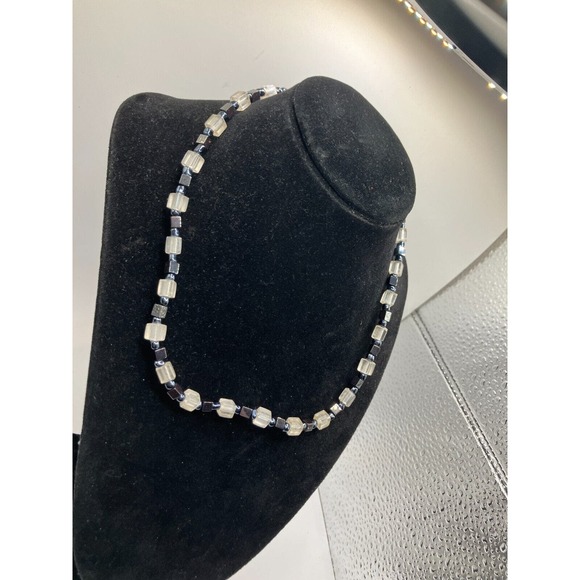 Unisex Natural Clear Quartz Cubes & Silver Spacers 17 Inch Necklace! - Picture 3 of 6